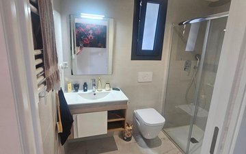 Property slide 22