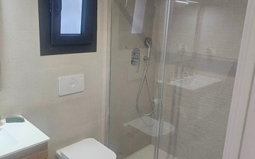 Property slide 25