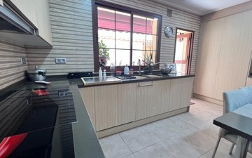 Property slide 25