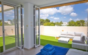 Property slide 10