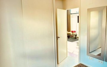 Property slide 10