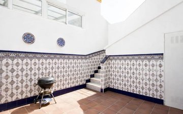 Property slide 17