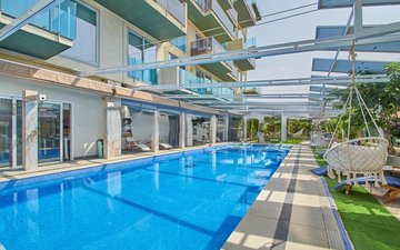 Property slide 18