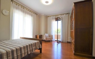 Property slide 46