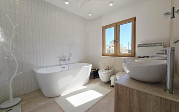 Property slide 24