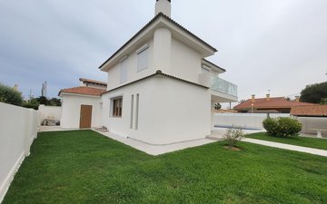 Property slide 48