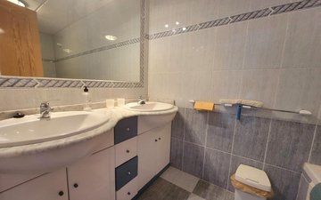 Property slide 30