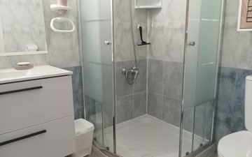 Property slide 25