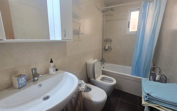 Property slide 25