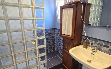 Property slide 34