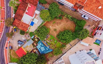 Property slide 16