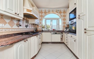Property slide 66