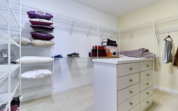 Property slide 78