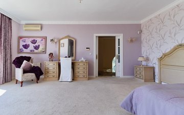 Property slide 80