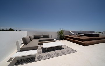 Property slide 70
