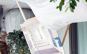 Property slide 80