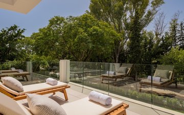 Property slide 72