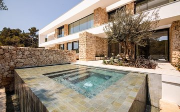 Property slide 10