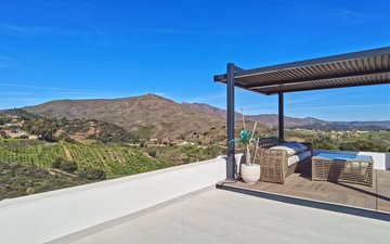 Property slide 61