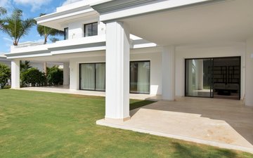 Property slide 61