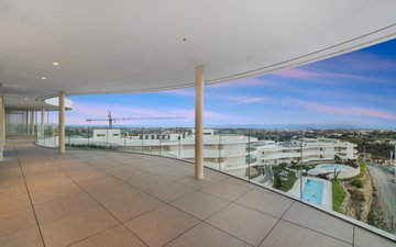Property slide 60
