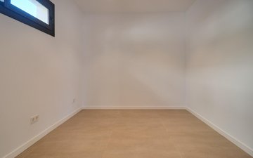 Property slide 52