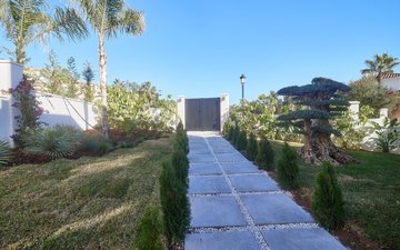 Property slide 62