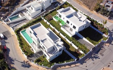 Property slide 68