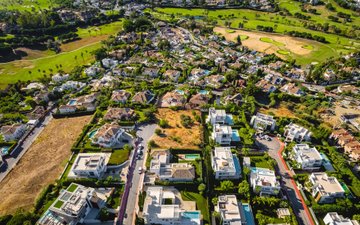 Property slide 18