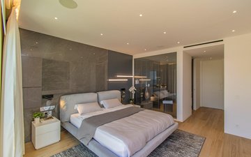 Property slide 16