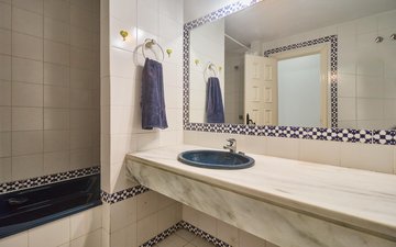 Property slide 20