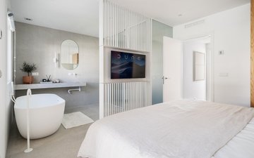 Property slide 30