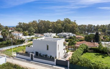 Property slide 75