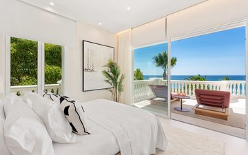 Property slide 17