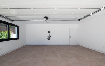 Property slide 61