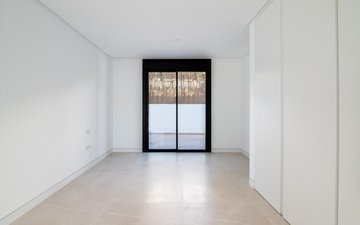 Property slide 62