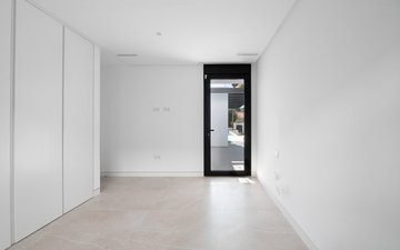 Property slide 64