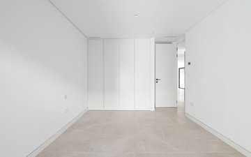 Property slide 79