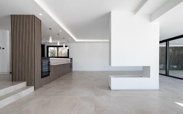 Property slide 96