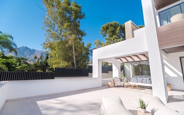 Property slide 58