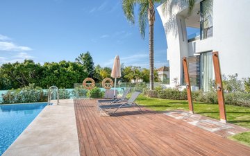 Property slide 31