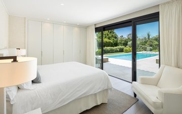 Slajd nieruchomości 14