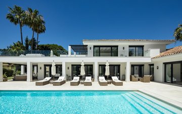 Slajd nieruchomości 28