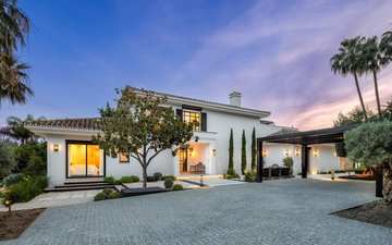 Slajd nieruchomości 30