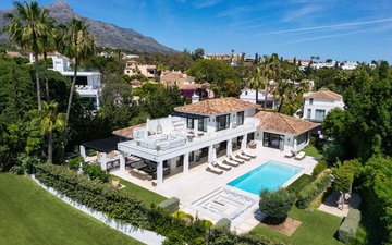 Slajd nieruchomości 33