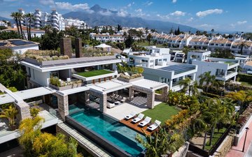 Slajd nieruchomości 23