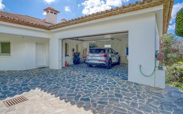Property slide 67