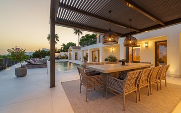 Property slide 81