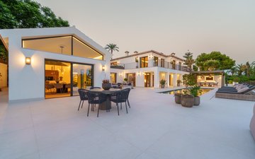 Property slide 83