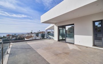 Property slide 52